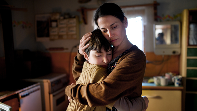 Mother, Child, Family, Hugging, Indoors, Poverty Concept